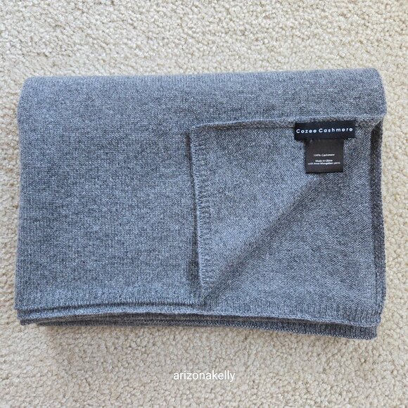 NWOT Cozee Cashmere Travel Wrap Grey Knit Scarf - Picture 1 of 6